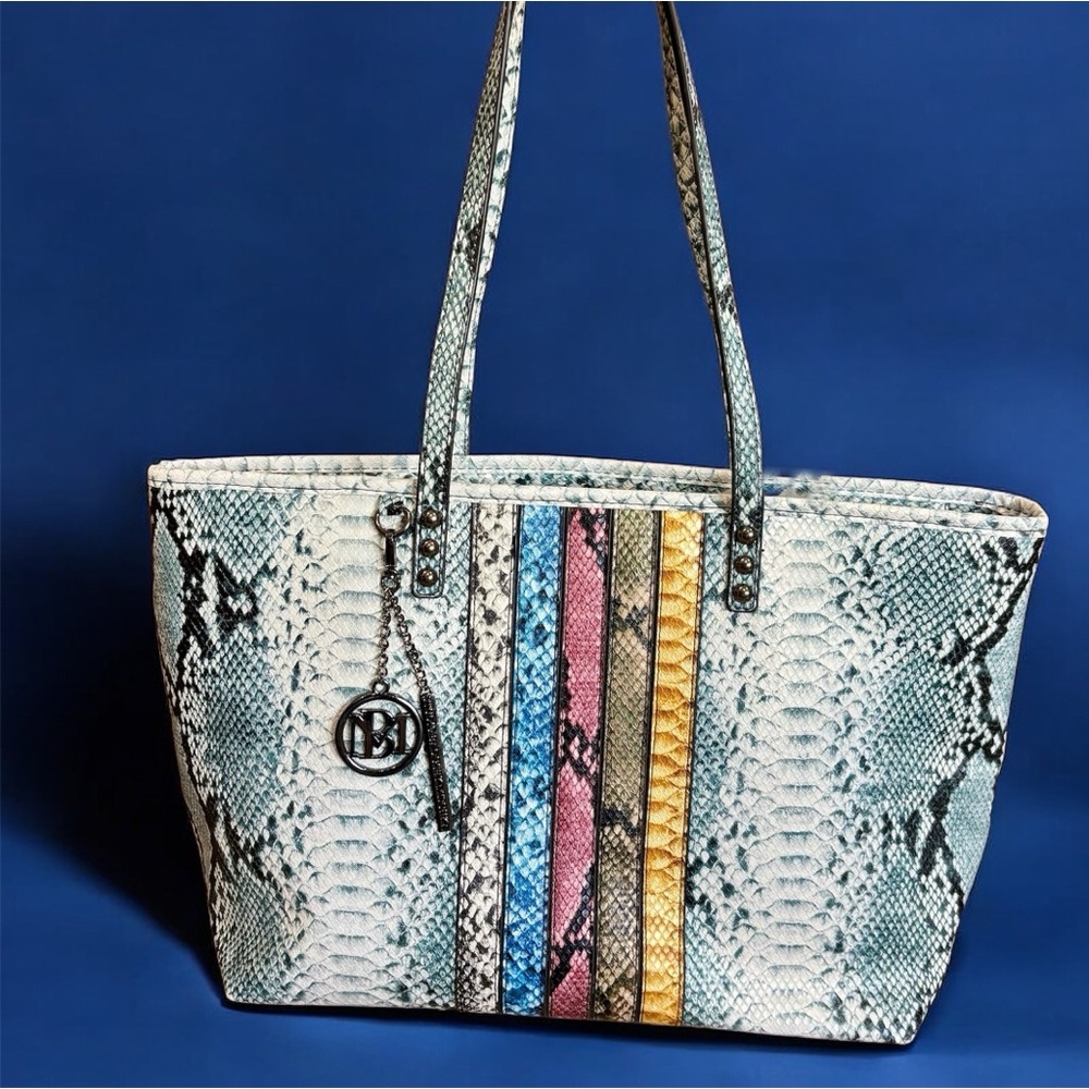 Stylish Multicolor Snakeskin Tote Bag. Vegan leather. NWT